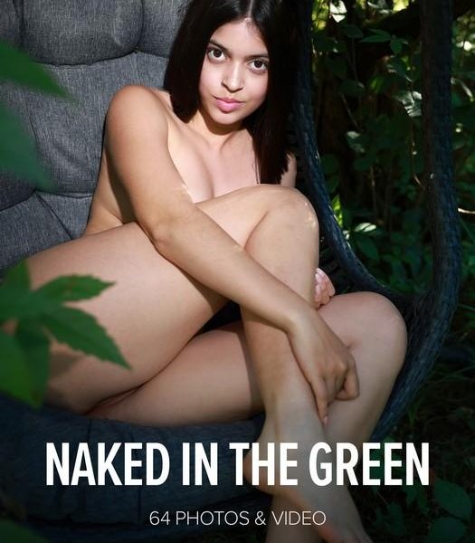 Gia Rosse - Naked In The Green 1080p