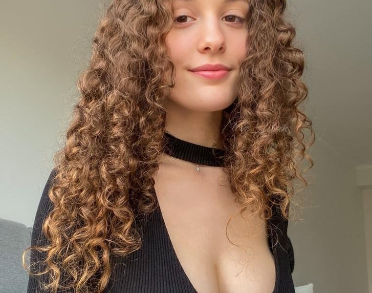 Love Lilah - Gorgeous Curly Haired Teens First Sextape! FullHD 1080p