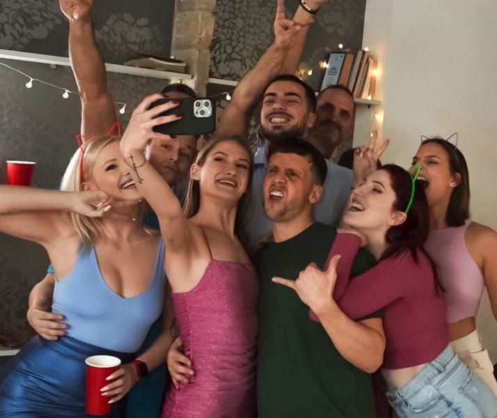 Tiffany Tatum - Party Slut FullHD 1080p/HD 720p