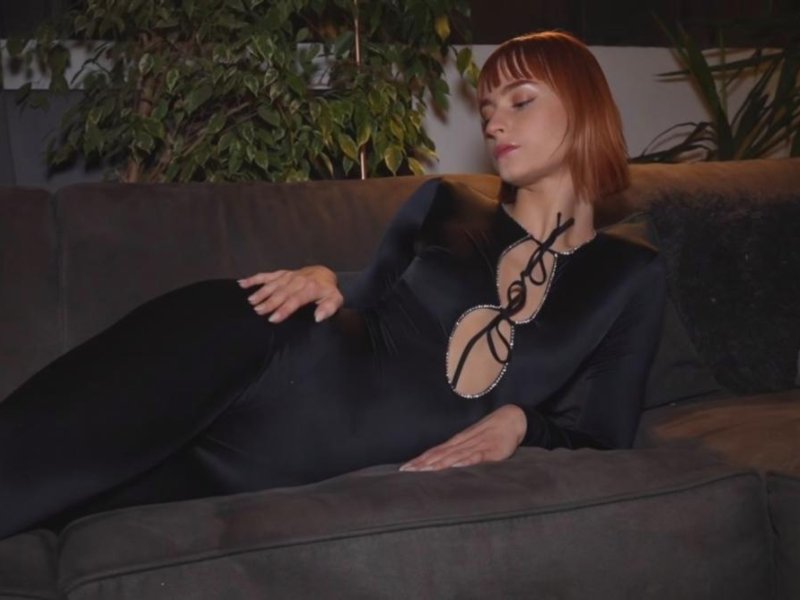 Dolly Dyson - PISSING ANAL Rough SQUIRTING German Model FullHD 1080p