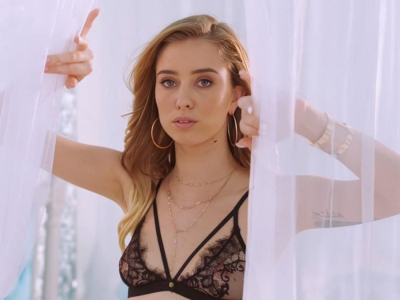 Haley Reed - A Perfect Opportunity FullHD 1080p
