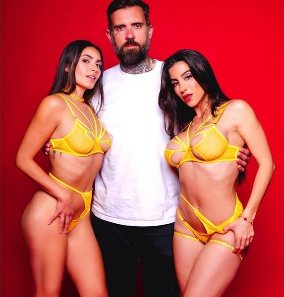 Isa Bella, Lena The Plug - Threesome From PlugTalk FullHD 1080p