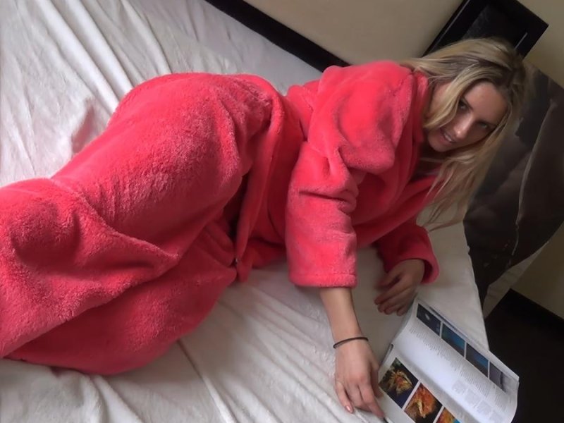 Jessi Gold - Big Stepbrother Cock In My Young Pussy FullHD 1080p