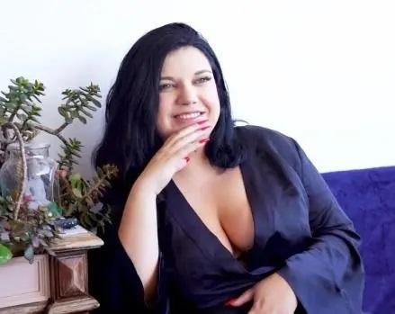 Cerise de Paris - A Good Threesome, Cerise Was Looking Forward To It! FullHD 1080p