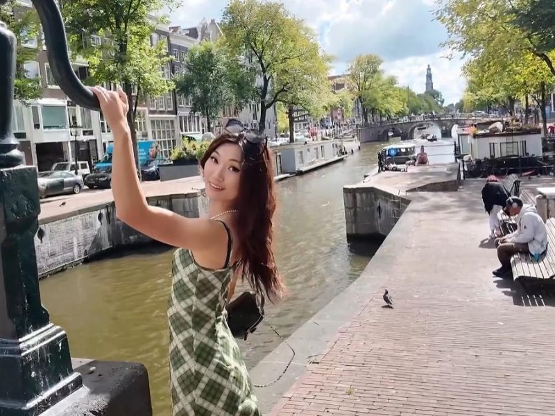 Lucy Mochi - Amsterdam VLOG + Fuck FullHD 1080p