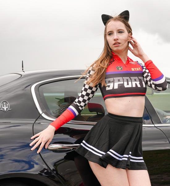 Trixie Fox - De Pitspoes and De Chauffeur FullHD 1080p