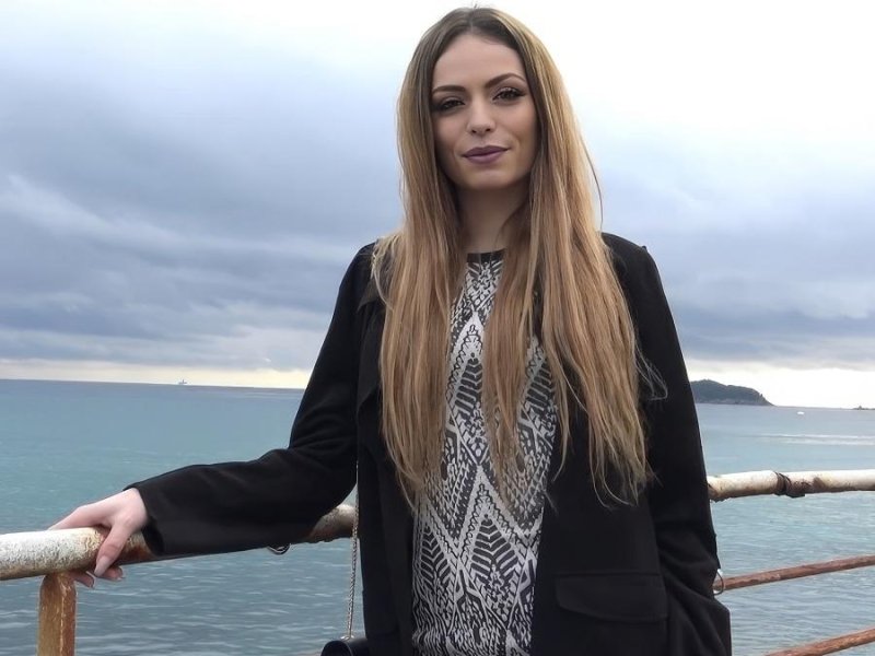 Clara - Clara, 18 years old, student in aesthetics in Toulon! FullHD 1080p