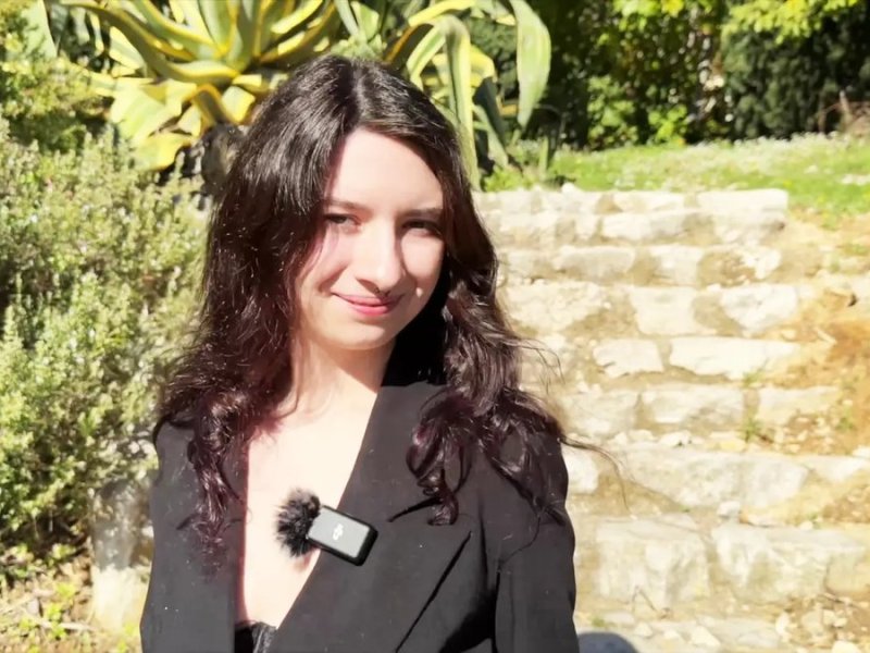 Jacquie Et Michel TV - Ayori [1080p/4K]