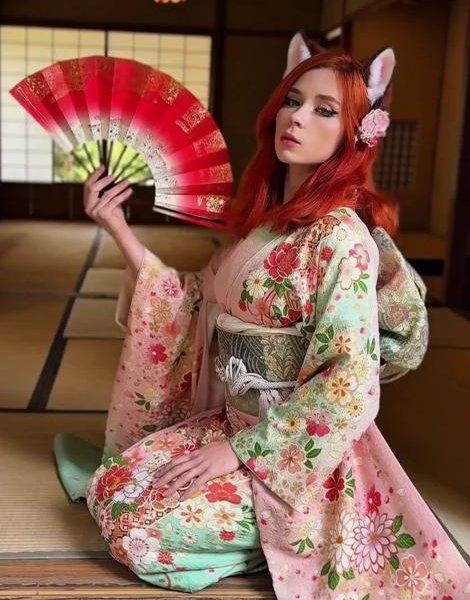 Sweetie Fox - Passionate Fucking with Busty Gorgeous Kitsune in Onsen 4K 2160p