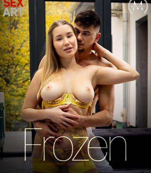 Amalia Davis - Frozen FullHD 1080p