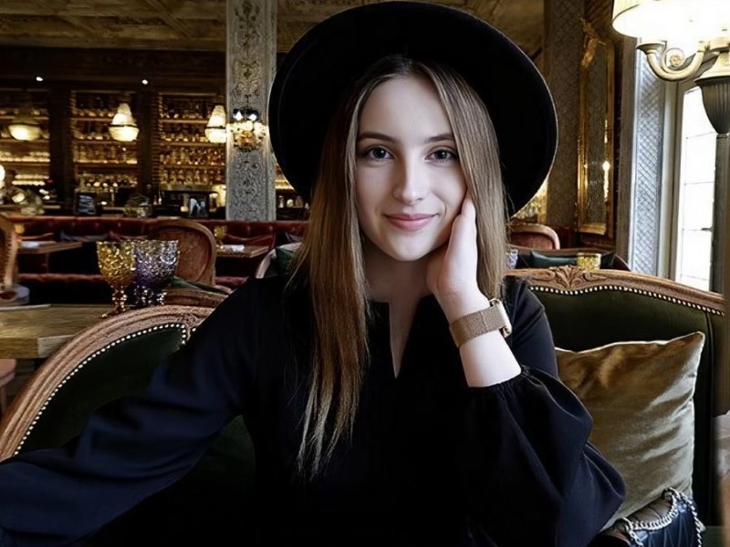 Anny Walker - An Ex Girlfriend Gave a Blowjob In a Restaurant And i Fucked Her Hard After Dinner FullHD 1080p