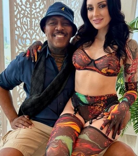 Charlotte Sins, Dredd - Full Anal Romp FullHD 1080p