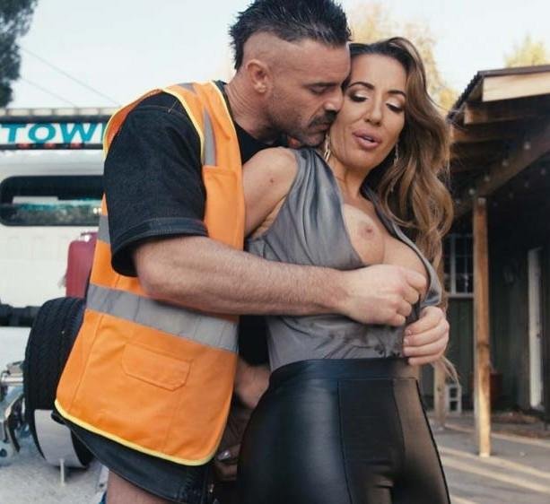 Richelle Ryan - RepoMan Vol 1 E12 - SD/1080p