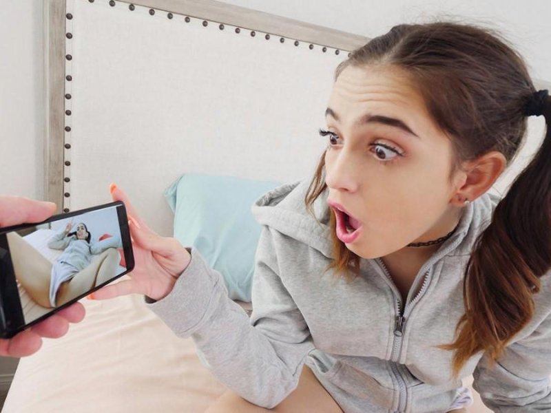 Brooke Haze - Her Pussy’s All Wet - SD/1080p