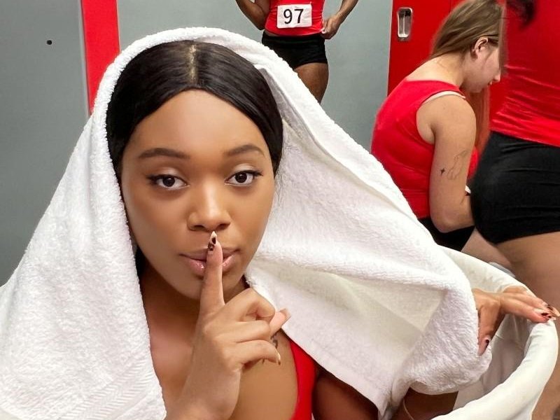 Journey Love - Stretching the Track Star FullHD 1080p/HD 720p