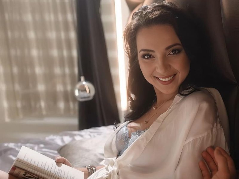 Barbie Rous, Carollina Cherry - Dream Threesome with Wife and Mistress FullHD 1080p