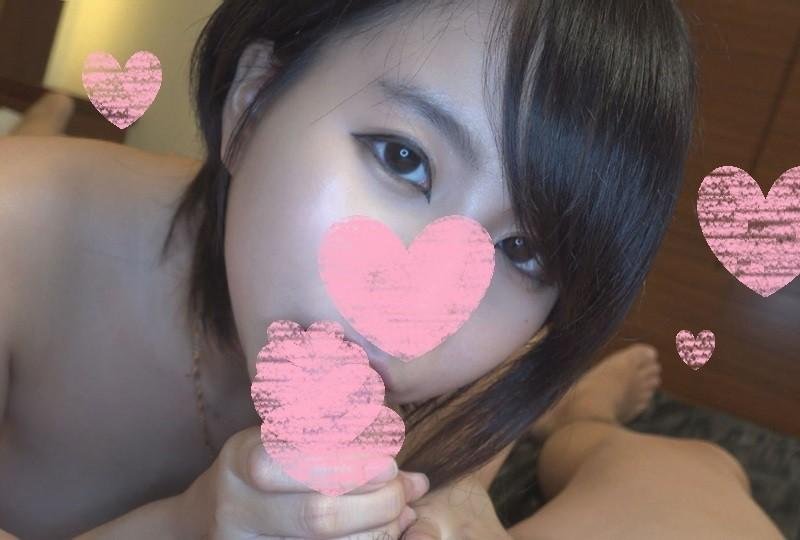 FC2 PPV 1212631 - First-Time On-Camera: 19-Year-Old Idol Lulu's Extravagant Squirting Debut - Intense Riding and Kinky Blowjob Make Her Dance - Ends with a Generous Creampie! [Private Shooting] With Review Bonus! 1080p