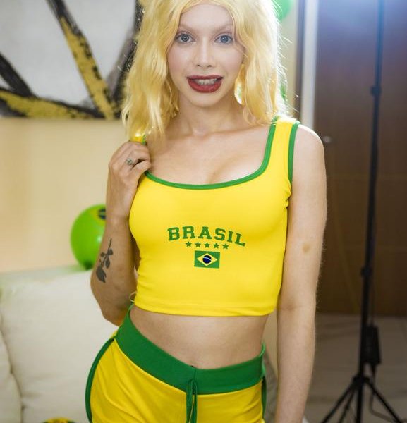 Vivian Lola - Football World Cup only Anal,toy Ball in the Ass, pissing Fisting, World Cup in the Ass FullHD 1080p/HD 720p