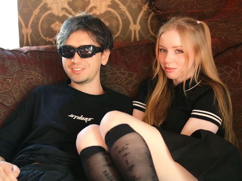 Yuiwoo - Watching The Movie Ended With Fucking My Stepsisters Tight Pussy FullHD 1080p
