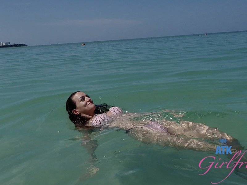 ATK Girlfriends - Summer Renee [1080p/4K]