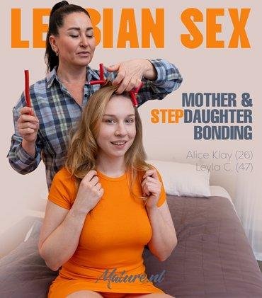 Leyla C, Alice Klay - MILF Stepmom Leyla C. Scissors and Sixty-Nines Stepdaughter Alice Klay FullHD 1080p