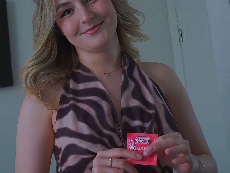 VixXxie Rox - Young Stepmother Gives Sex Instructions To Stepson FullHD 1080p