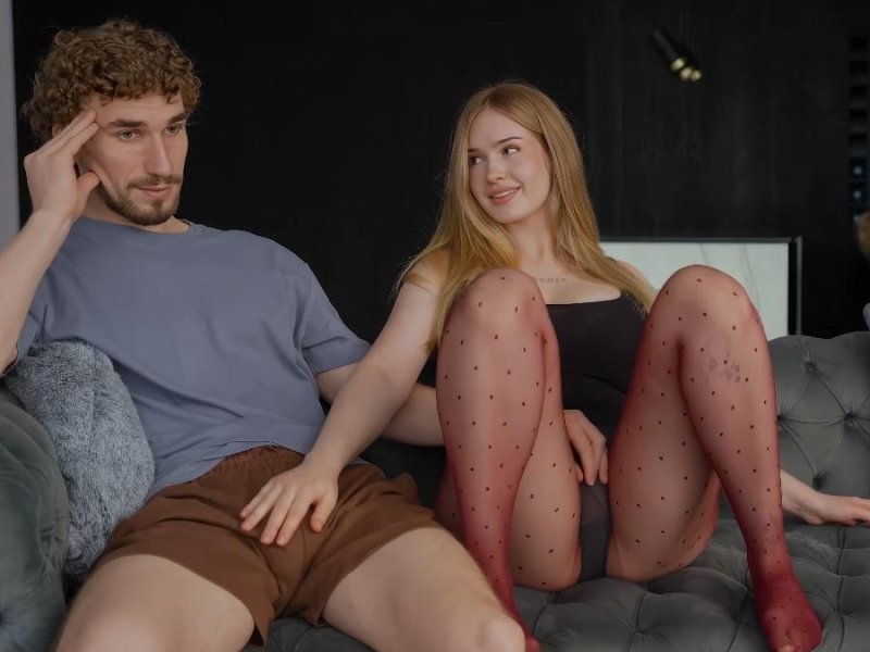 Cumatozz - My Girlfriends StepMom Came Home Earlier Than Expected FullHD 1080p